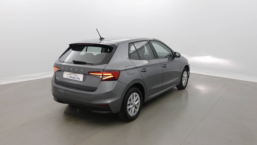 SKODA Fabia Ambition 1.0 MPI 80 CH BVM5 - AMBITION - ref: 5-1391391 - Photo 6