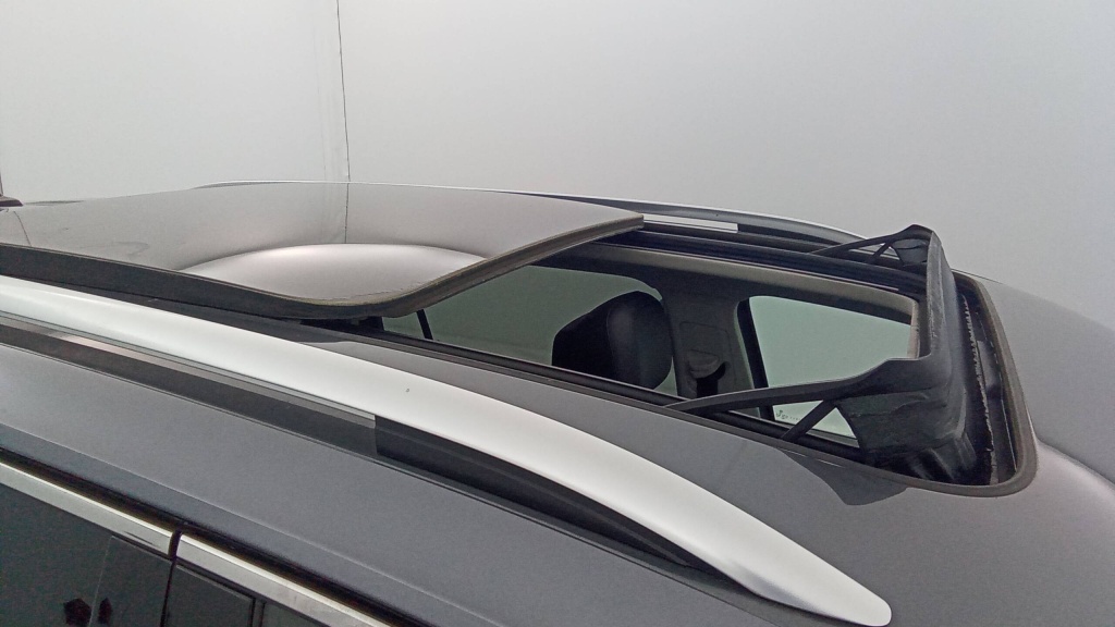 VOLKSWAGEN Tiguan Allspace Carat Exclusive TDI 150 DSG7 CARAT EXCLUSIVE +CAMERA 360 +SIEGES AVANT CHAUFFANTS - ref: 5-1391447 - Photo 13