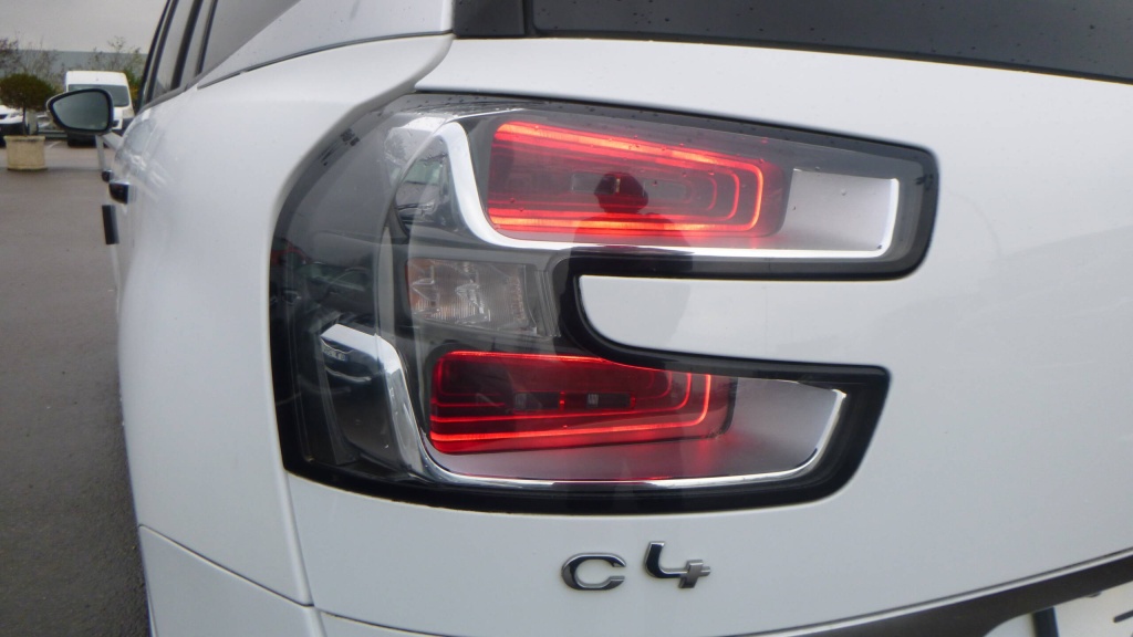 CITROEN Grand C4 Picasso Shine BLUEHDI 120 S&S EAT6 - SHINE - ref: 5-1391836 - Photo 10