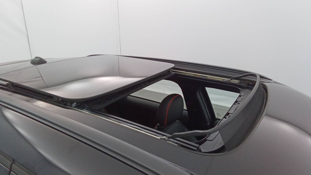 MINI Countryman John Cooper Works COUNTRYMAN 218 CH ALL4 - JOHN COOPER WORKS - ref: 5-1392005 - Photo 12