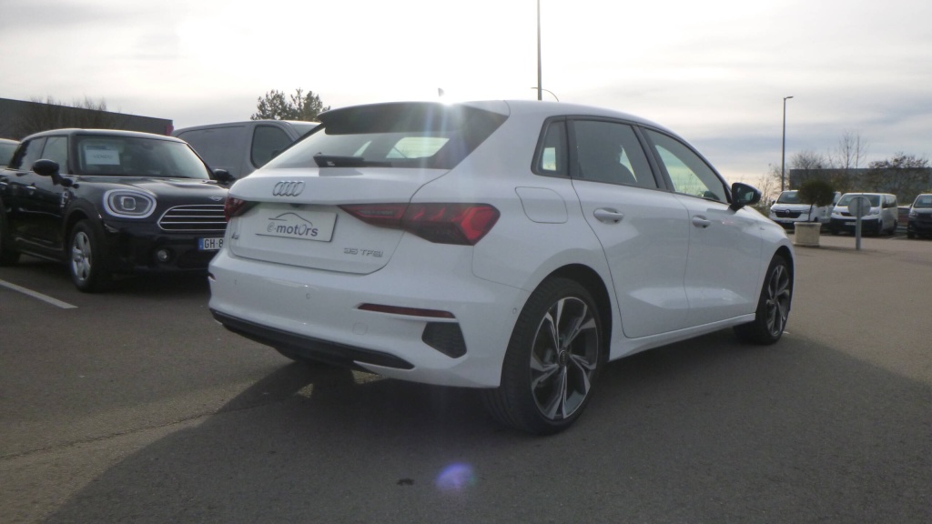 AUDI A3 Sportback Design 35 TFSI MILD HYBRID 150 S TRONIC 7 - DESIGN - ref: 5-1392603 - Photo 5