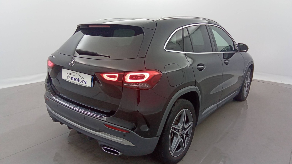 MERCEDES GLA AMG Line 250 E 8G-DCT AMG LINE +SIEGES ELECTRIQUES - ref: 5-1392882 - Photo 10
