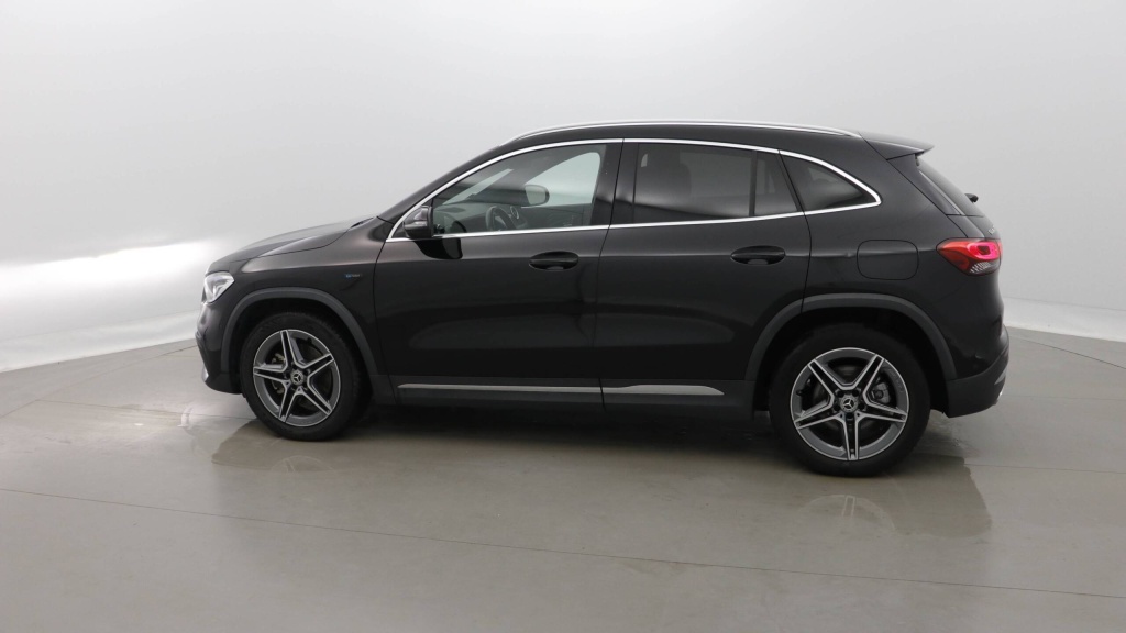 MERCEDES GLA AMG Line 250 E 8G-DCT AMG LINE +SIEGES ELECTRIQUES - ref: 5-1392882 - Photo 3