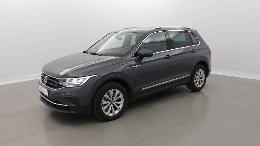 VOLKSWAGEN Tiguan Life EHYBRID 245 DSG6 LIFE +CAMERA - ref: 5-1393199 - Photo 19