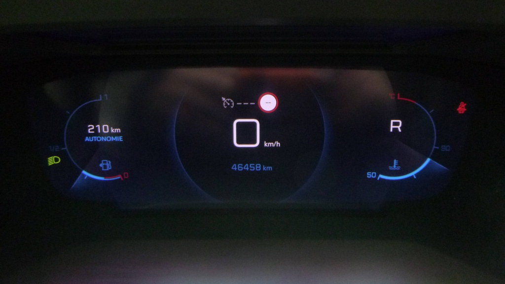 PEUGEOT 2008 Roadtrip PURETECH 130 S&S EAT8 - ROADTRIP - ref: 5-1394287 - Photo 13