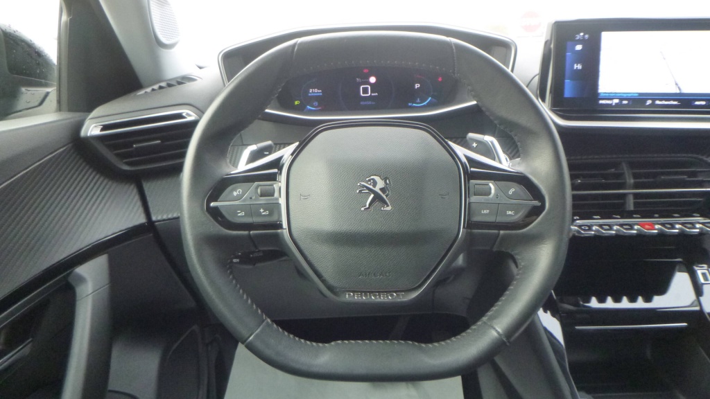 PEUGEOT 2008 Roadtrip PURETECH 130 S&S EAT8 - ROADTRIP - ref: 5-1394287 - Photo 14