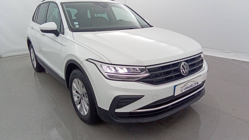 VOLKSWAGEN Tiguan Life EHYBRID 245 DSG6 LIFE +CAMERA +ATTELAGE +NAV - ref: 5-1394336 - Photo 9