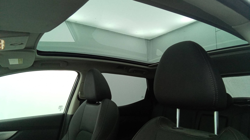 NISSAN Qashqai Tekna 1.3 DIG-T 140 - TEKNA - ref: 5-1394679 - Photo 13
