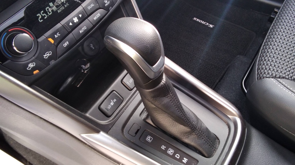 SUZUKI S-Cross Style 1.5 DUALJET HYBRID AUTO - STYLE - ref: 5-1394866 - Photo 18