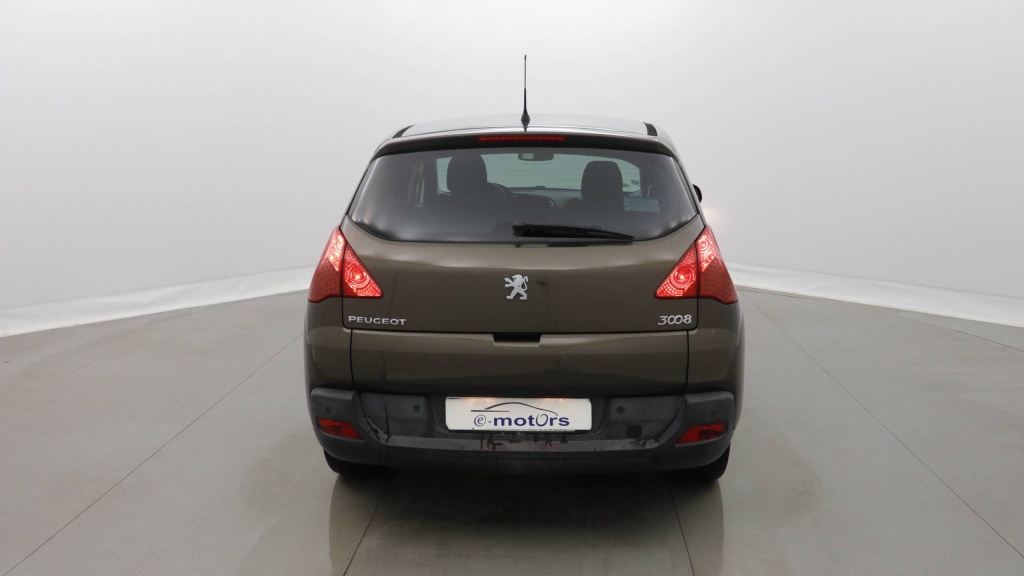 PEUGEOT 3008 Allure 1.6 HDI 16V 112CH - ALLURE - ref: 5-1394879 - Photo 5