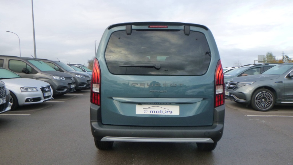 PEUGEOT Rifter GT XL BLUEHDI 130 EAT8 GT 7PL +GPS +ACCES MAINS LIBRES - ref: 5-1396137 - Photo 6