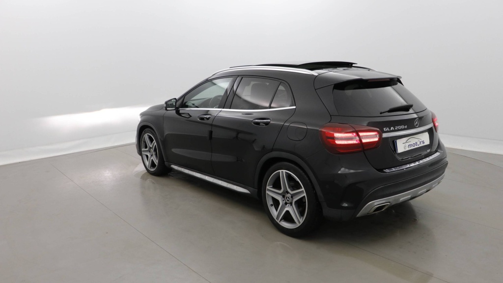 MERCEDES GLA Fascination 200 D 7-G DCT - FASCINATION - ref: 5-1397656 - Photo 4
