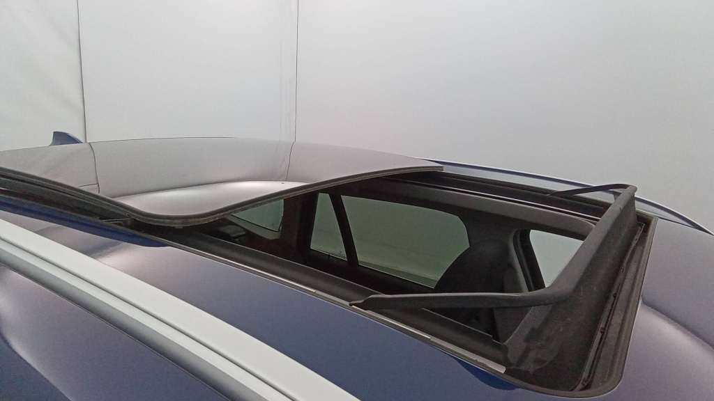 BMW X1 Business Design X1 XDRIVE 25E 220 BVA6 DESIGN +TOIT VITRE +SIEGES CHAUFFANTS - ref: 5-1421389 - Photo 13