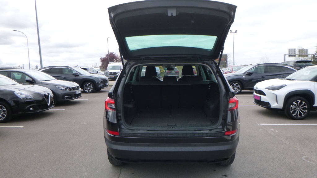 SKODA Kodiaq Ambition 2.0 TDI 150 SCR DSG7 7PL - AMBITION - ref: 5-1423867 - Photo 18