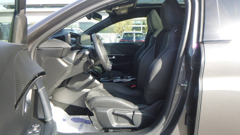 PEUGEOT 208 GT Pack PURETECH 100 S&S BVM6 - GT PACK - ref: 5-1424933 - Photo 17