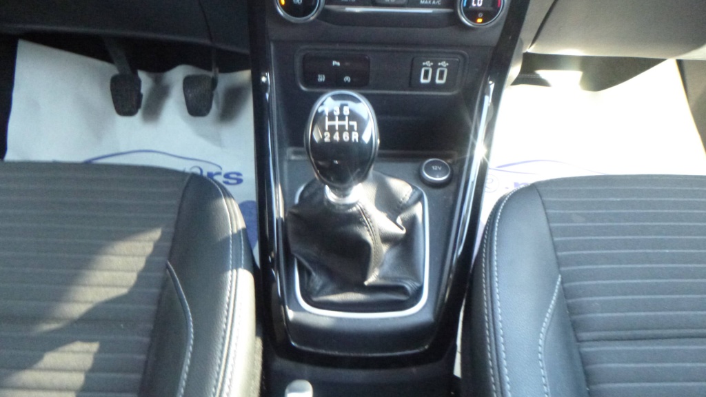 FORD ECOSPORT Trend 1.0 ECOBOOST 125CH S&S BVM6 - TREND - ref: 5-1427983 - Photo 19