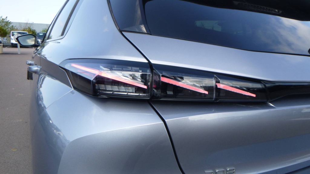 PEUGEOT 308 GT PURETECH 130CH S&S EAT8 - GT - ref: 5-1427994 - Photo 10