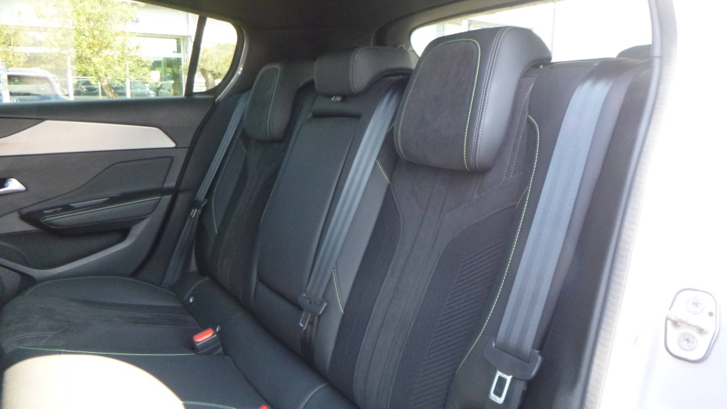 PEUGEOT 308 GT PURETECH 130CH S&S EAT8 - GT - ref: 5-1427994 - Photo 17