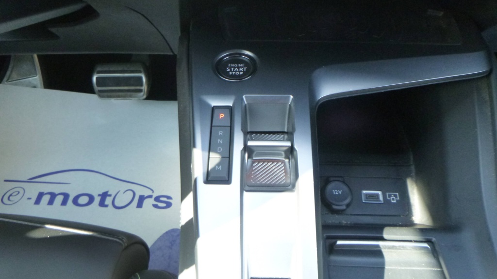 PEUGEOT 308 GT PURETECH 130CH S&S EAT8 - GT - ref: 5-1427994 - Photo 19