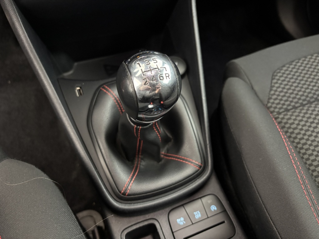 FORD Fiesta ST-Line 1.0 EcoBoost 155 ch S&S mHEV BVM6 - ref: 6-2971x163532 - Photo 20