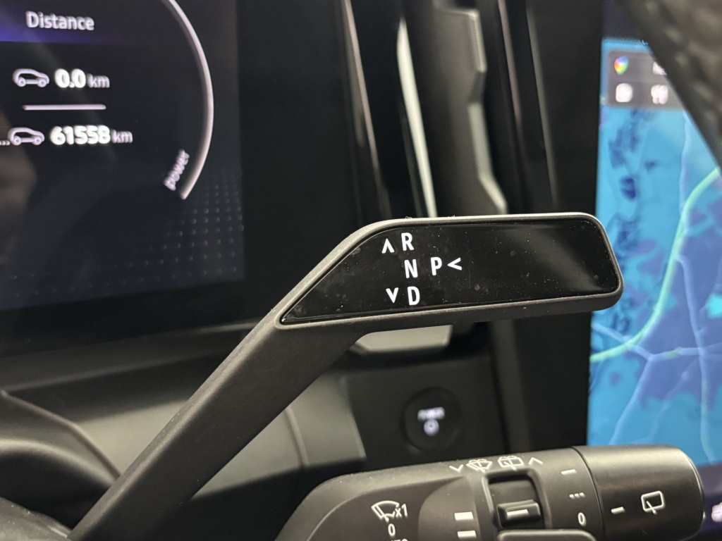 RENAULT Megane Techno EV60 220 ch super charge - ref: 6-2971x171658 - Photo 20