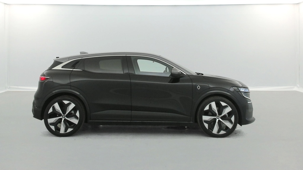 RENAULT Megane Techno EV60 220 ch super charge - ref: 6-2971x171658 - Photo 6