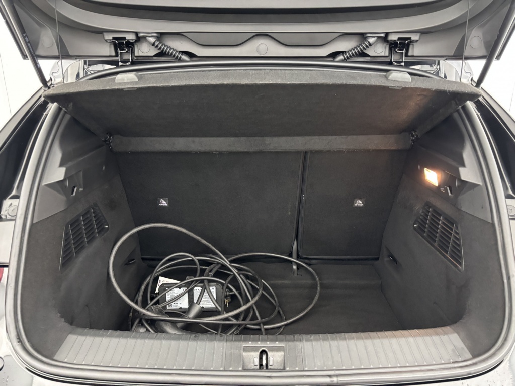 RENAULT Megane Techno EV60 220 ch super charge - ref: 6-2971x171658 - Photo 9