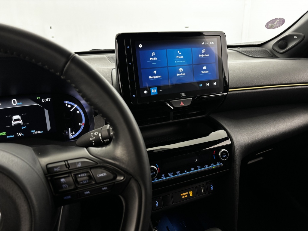 TOYOTA Yaris Cross Trail Cross Hybride 116h 2WD - ref: 6-2971x172192 - Photo 18