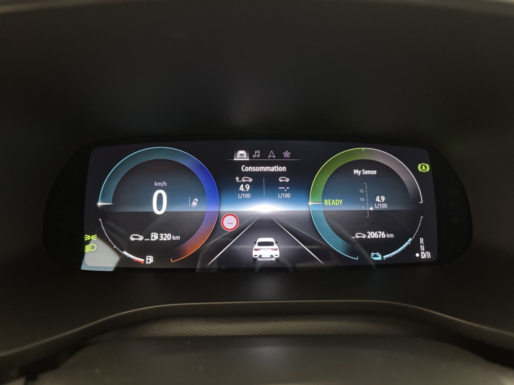 RENAULT Arkana Engineered E-Tech hybride 145 22 - ref: 6-2971x177993 - Photo 17