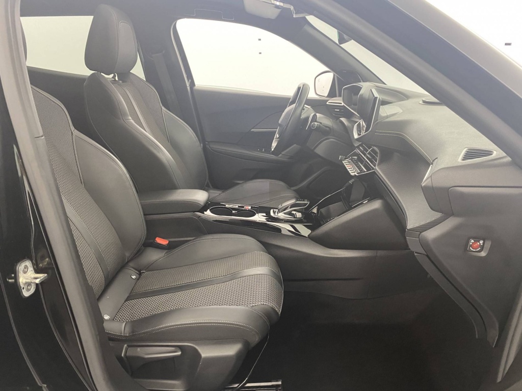 PEUGEOT 2008 GT Line BlueHDi 130 S&S EAT8 - ref: 6-2971x180933 - Photo 10