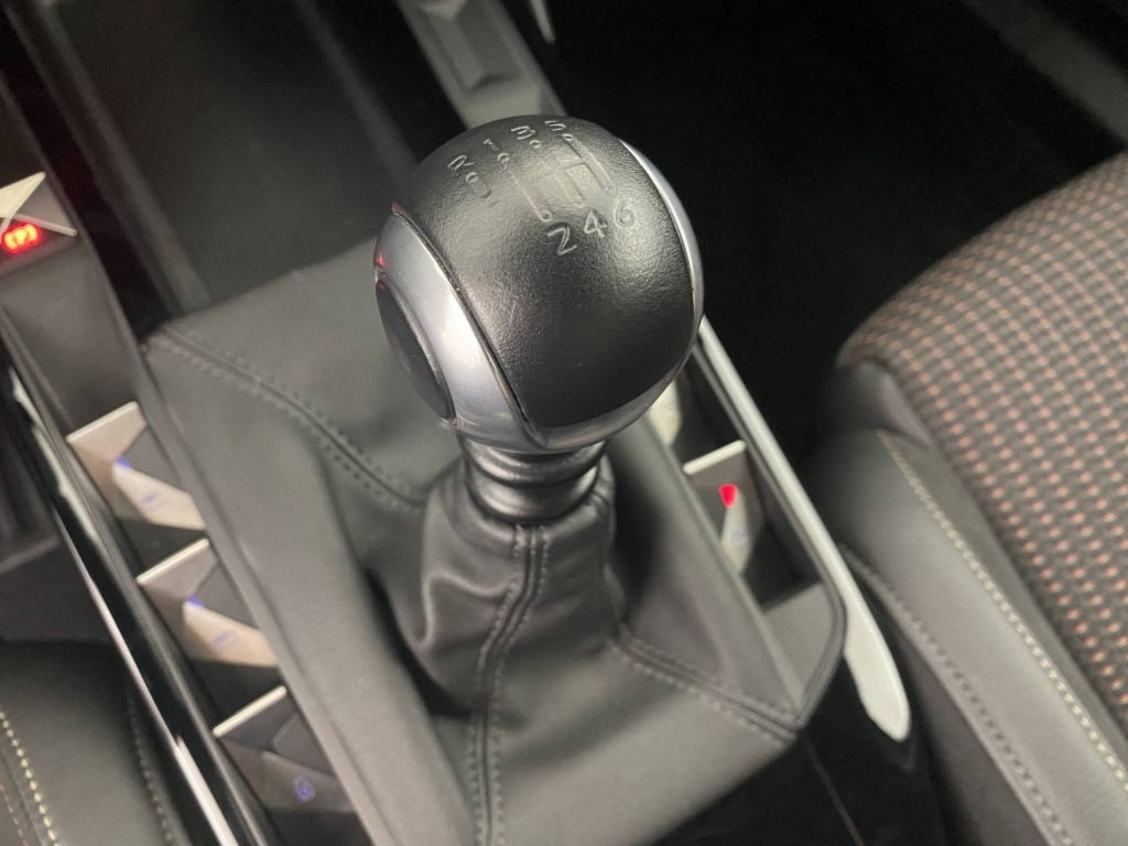 DS DS3 Crossback Performance Line PureTech 100 BVM6 - ref: 6-2971x181827 - Photo 17