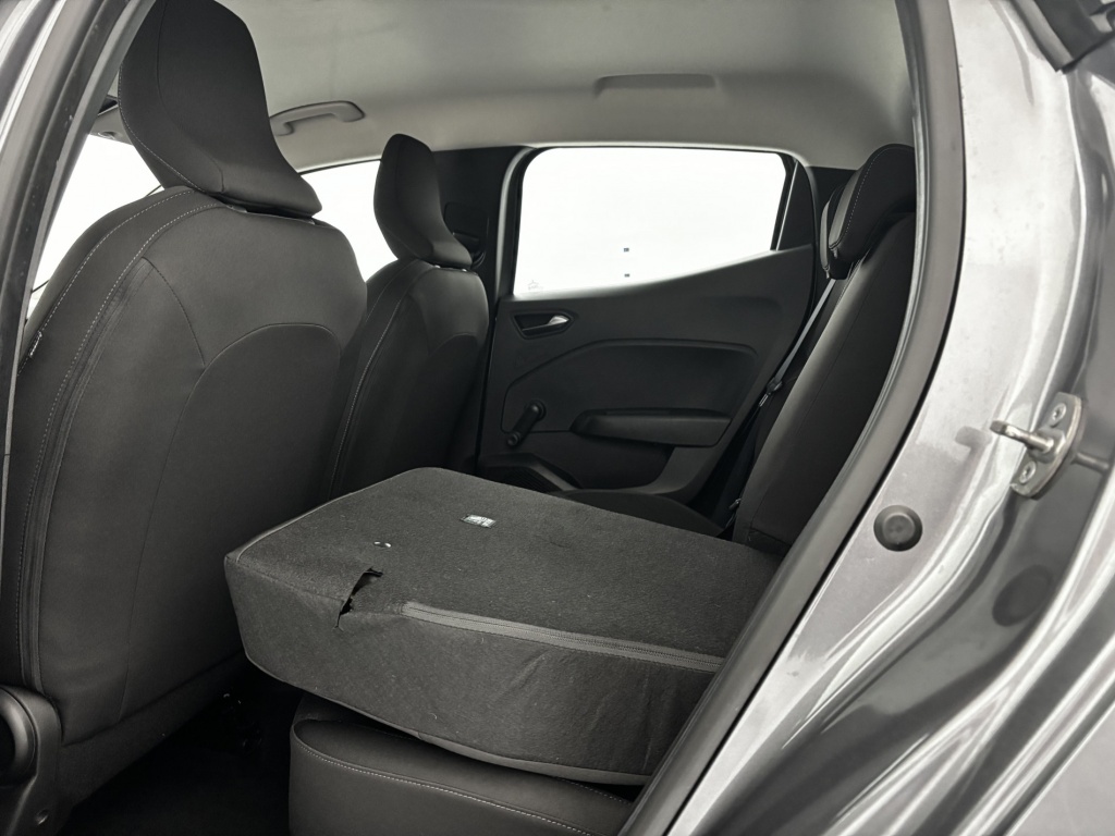 RENAULT Clio Equilibre TCe 90 - ref: 6-2971x182234 - Photo 11