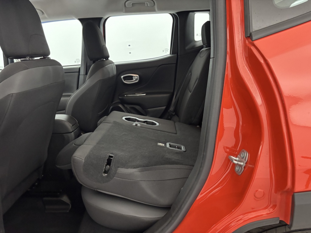 JEEP Renegade Limited 1.6 l MultiJet 120 ch BVM6 - ref: 6-2971x184786 - Photo 10