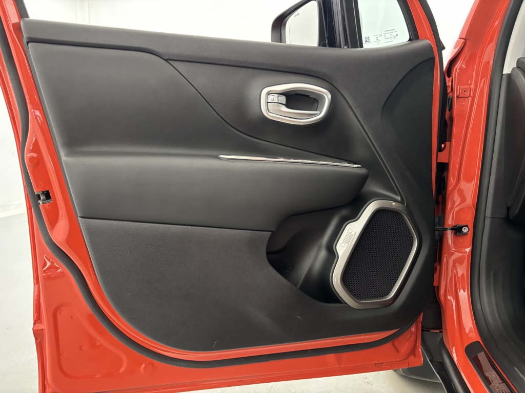 JEEP Renegade Limited 1.6 l MultiJet 120 ch BVM6 - ref: 6-2971x184786 - Photo 11