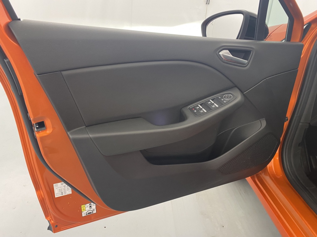 RENAULT Clio Intens TCe 130 EDC FAP - ref: 6-2971x185062 - Photo 11