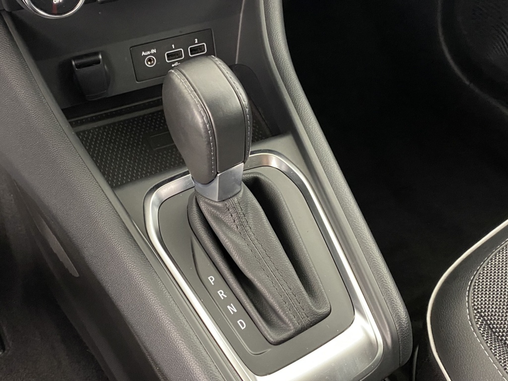 RENAULT Captur Intens TCe 140 EDC 21 - ref: 6-2971x185117 - Photo 18