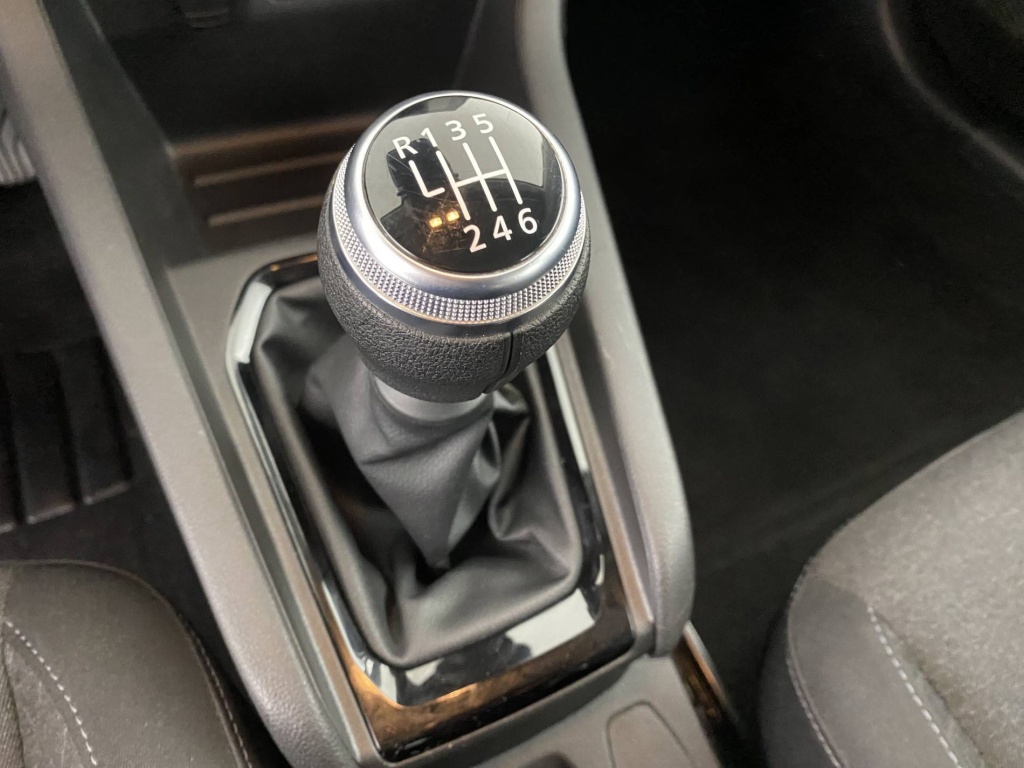 RENAULT Clio Business Blue dCi 100 21N - ref: 6-2971x185301 - Photo 17