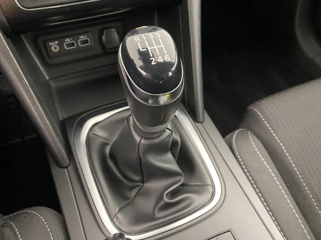 RENAULT Megane Business Blue dCi 115 20 - ref: 6-2971x185374 - Photo 17