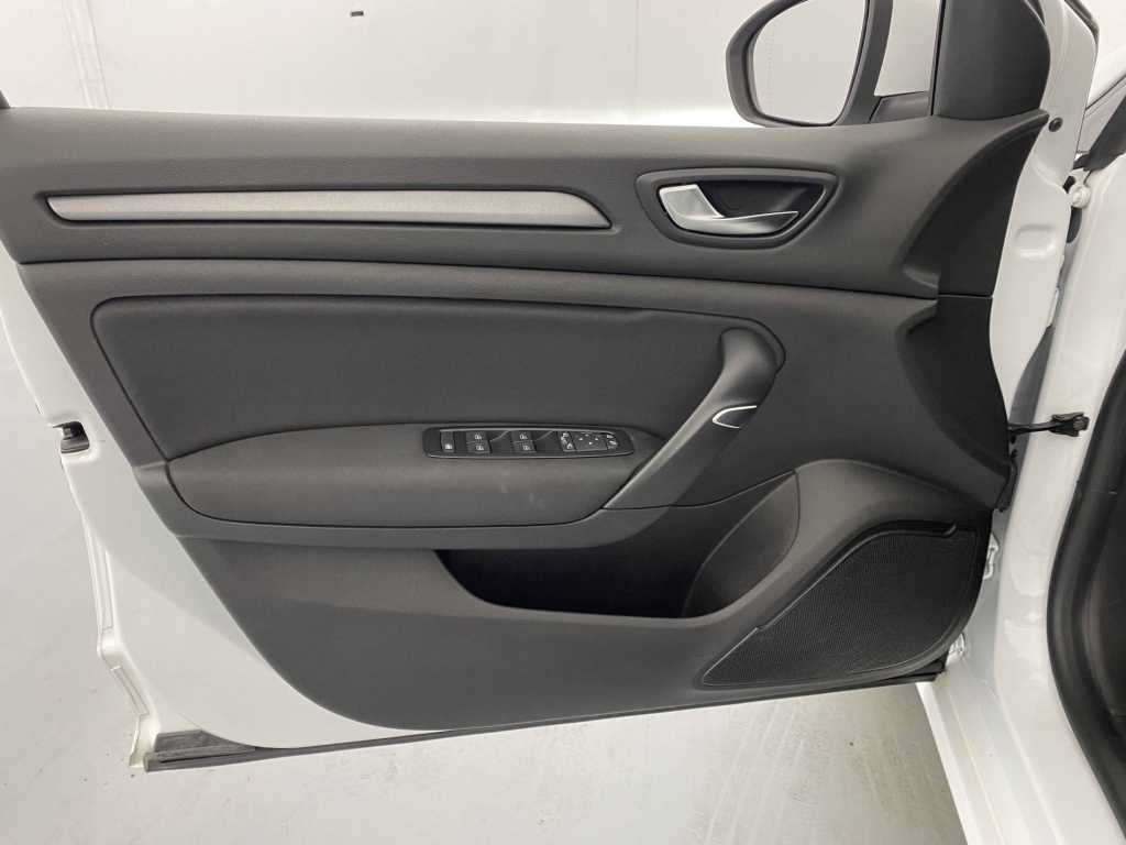 RENAULT Megane Business Blue dCi 115 20 - ref: 6-2971x185374 - Photo 20