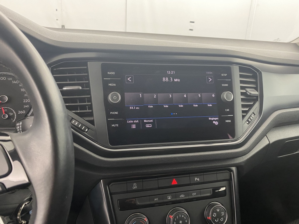 VOLKSWAGEN T-Roc T-Roc 1.0 TSI 115 Start/Stop BVM6 - ref: 6-2971x186959 - Photo 15