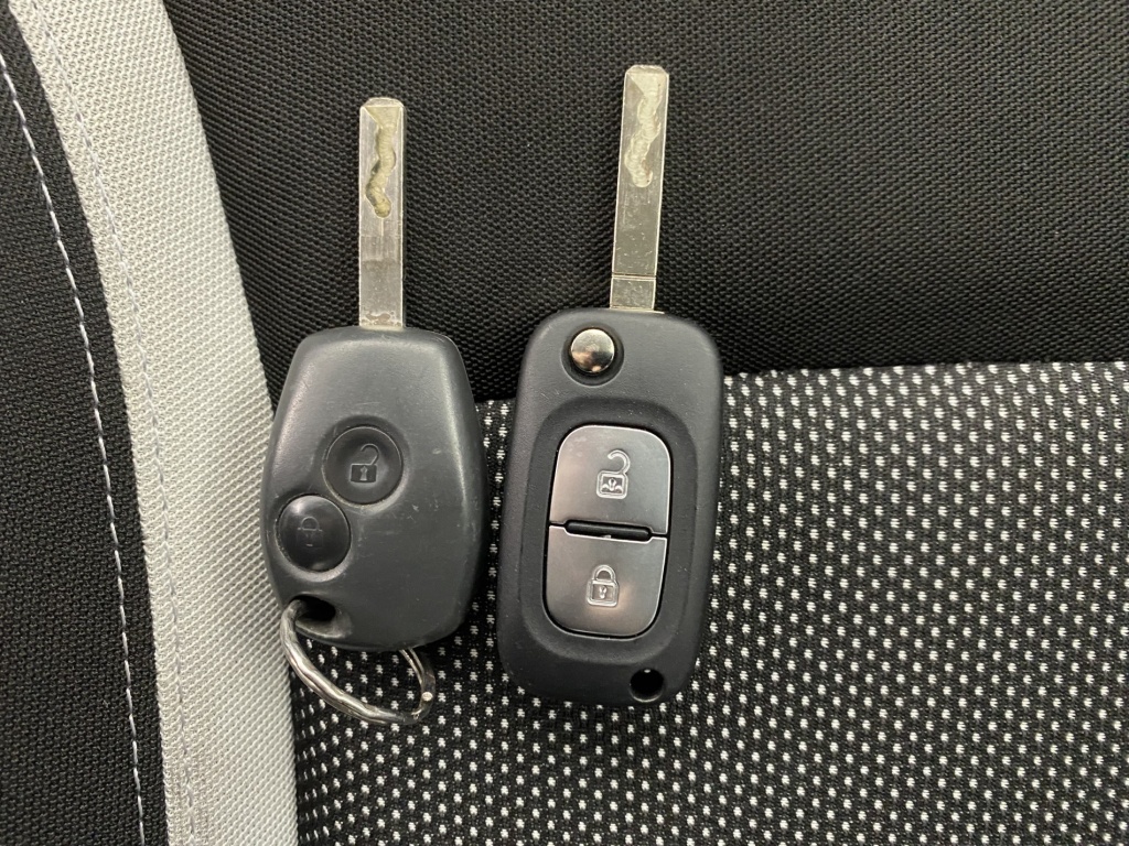 RENAULT Kangoo Limited dCi 90 Energy - ref: 6-2971x187152 - Photo 20