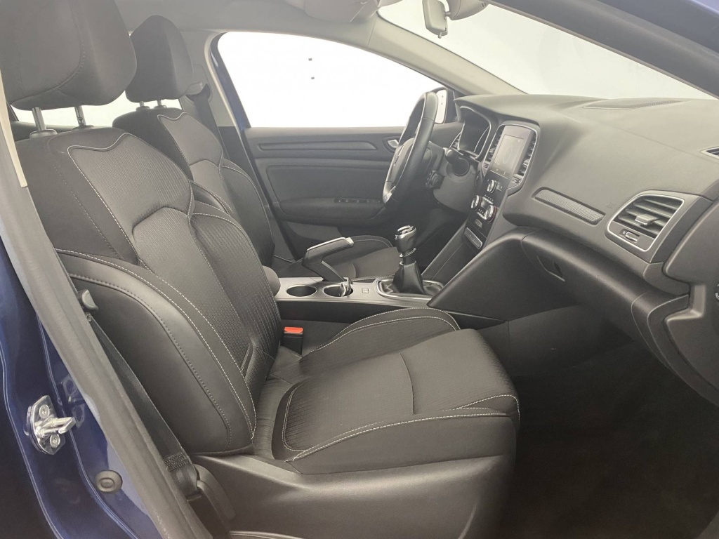 RENAULT Megane Zen Blue dCi 115 - ref: 6-2971x187160 - Photo 11