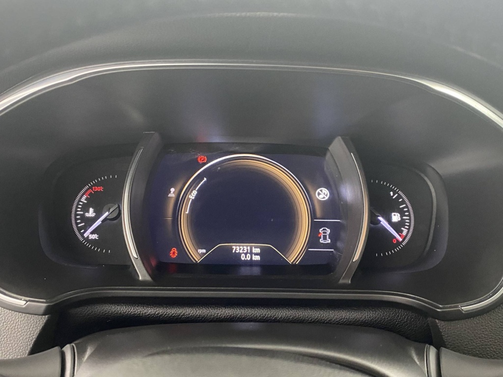 RENAULT Megane Zen Blue dCi 115 - ref: 6-2971x187160 - Photo 13