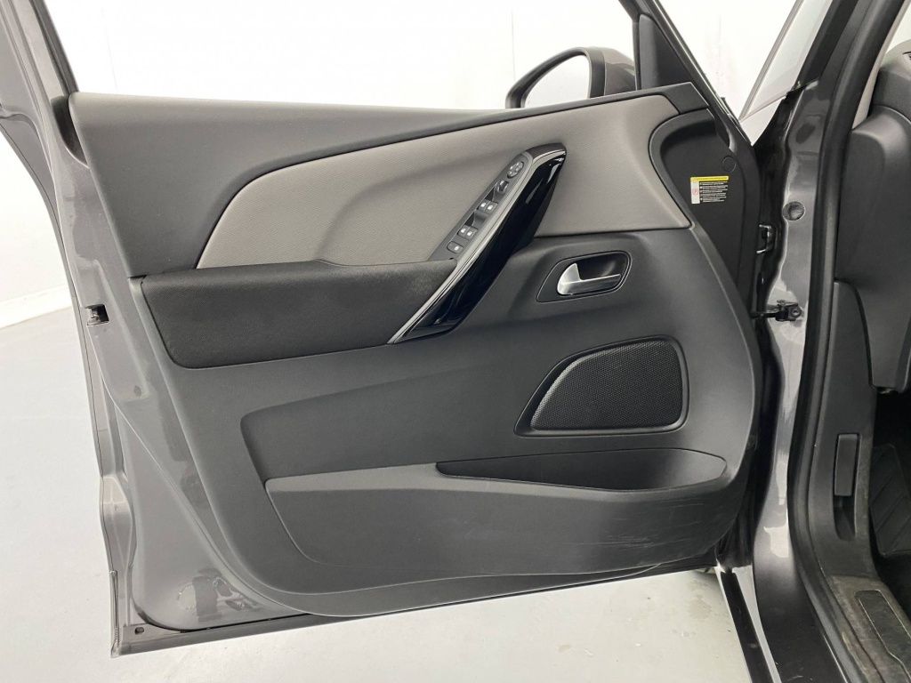 CITROEN C4 Spacetourer Feel BlueHDi 160 S&S EAT8 - ref: 6-2971x188567 - Photo 18