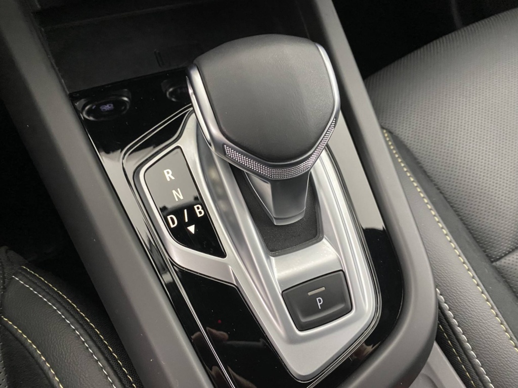 RENAULT Arkana Engineered E-Tech 145 22 - ref: 6-2971x188716 - Photo 15