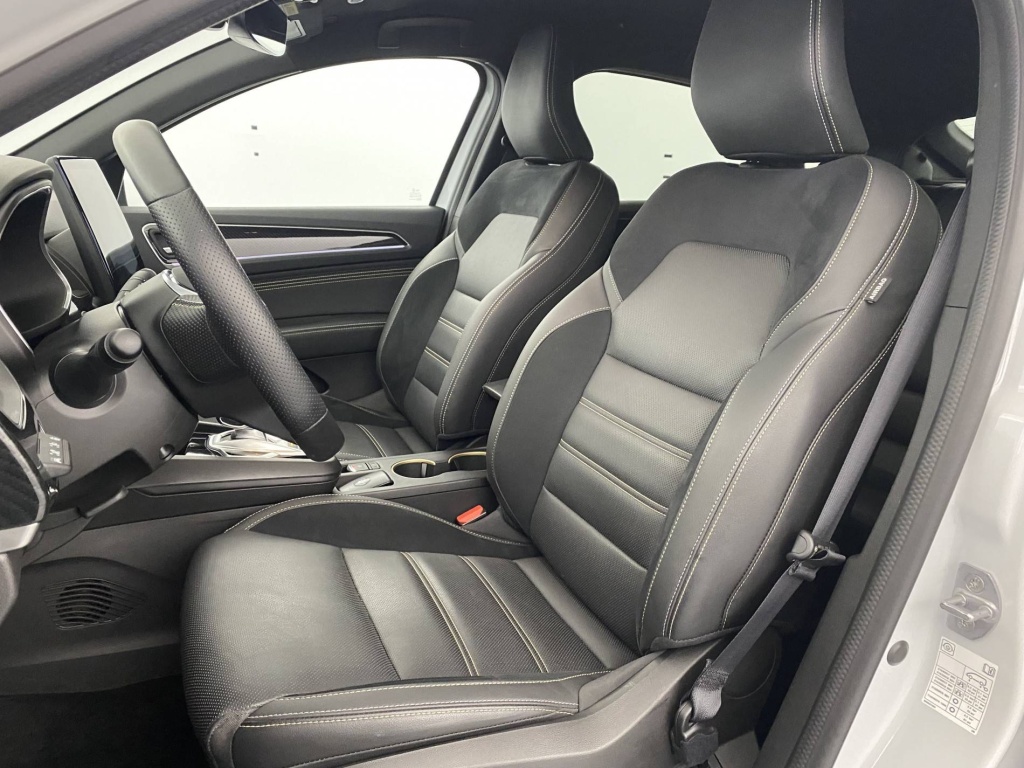 RENAULT Arkana Engineered E-Tech 145 22 - ref: 6-2971x188716 - Photo 16