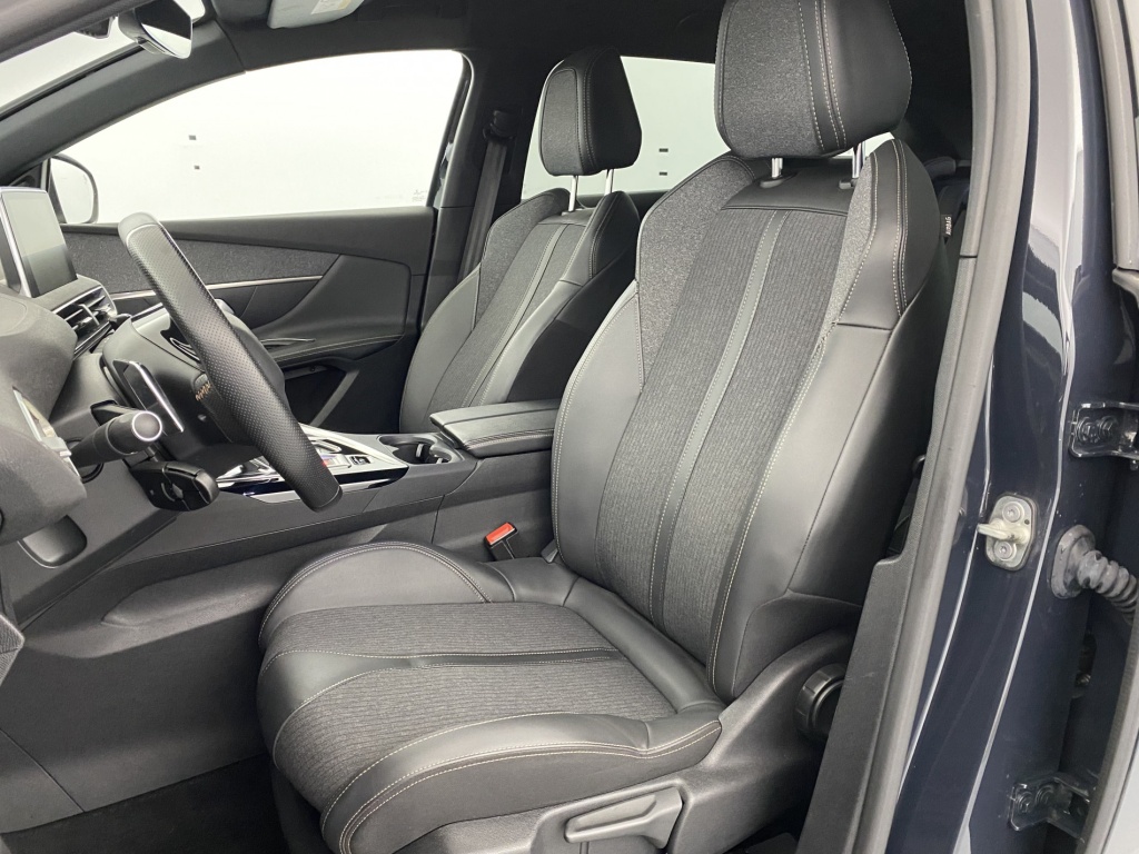 PEUGEOT 3008 GT Line Hybrid4 300ch e-EAT8 Hybride Rechargeable - ref: 6-2971x189486 - Photo 13