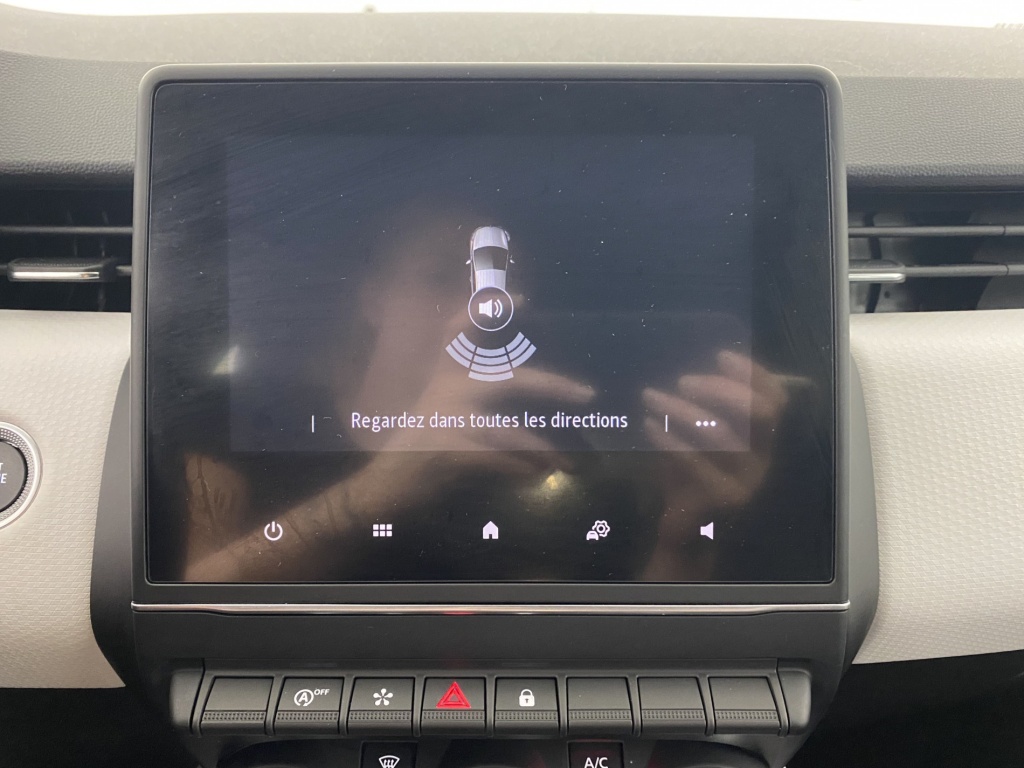 RENAULT Clio Intens TCe 90 21N - ref: 6-2971x200359 - Photo 19