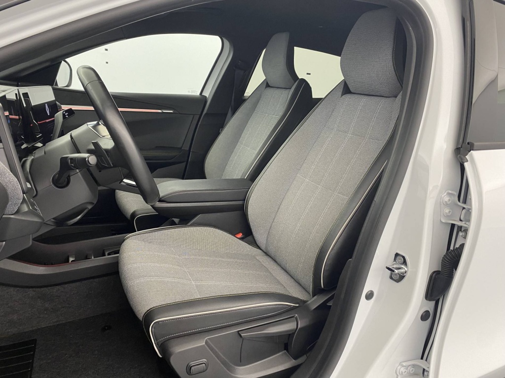 RENAULT Megane Techno EV60 220 ch super charge - ref: 6-2971x200444 - Photo 18