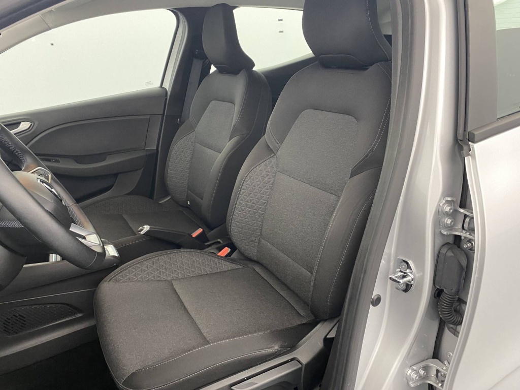 RENAULT Clio Business E-Tech 140 21N - ref: 6-2971x200480 - Photo 18